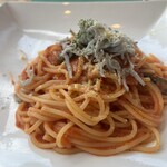 生パスタ＆ワインバル ビアージョ - 麺アップ