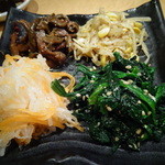 万両 - ナムル盛り合わせ