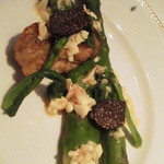 キノシタ - アスパラガスと牡蠣のグリルトリュフ添え