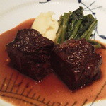 キノシタ - 牛肉の赤ワイン煮込み