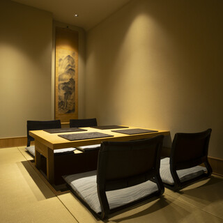 個室にてゆったりとお食事をお楽しみいただけます。