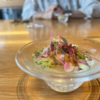 フナシェフ - トマトのジュレに柚、カリフラワー、エビ、ウニ