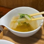 キッチン ブルー グローブ - 具沢山なスープ