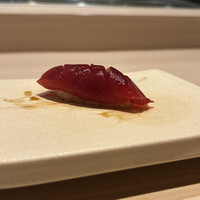 鮨なかむら - マグロの赤身漬け