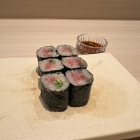 鮨なかむら - ネギトロ巻き-島唐辛子の醤油-