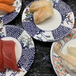 くっちゃうぞ - マグロ・つぶ貝・サーモン他