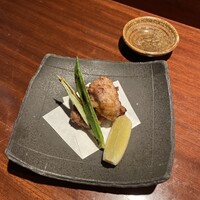 鶏もも唐揚げ　千鳥酢と胡椒