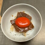 徳ㇵ本也 - 牛肉丼