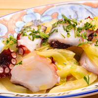 タコとセロリのサラダ