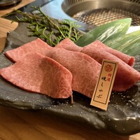焼肉 しゃぶしゃぶ 石田屋。 北野坂店 - 