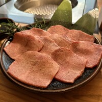 焼肉 しゃぶしゃぶ 石田屋。 北野坂店 - 