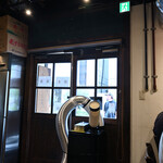 NIBOSHI MANIA - 店内入り口付近