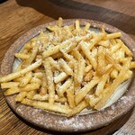 韓国料理 イチサン - さわークリームとトリュフ塩のポテトフライ