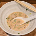 NIBOSHI MANIA - 冷やし金目鯛ソバのスープ