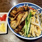 麺屋　たか - 冷やし中華BLACK肉ダブル（税込1,300円）