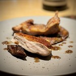 マンサルヴァ - 久しぶりにいただいた、ホロホロ♪
      前回の丹波黒鶏もよかったですが、今回のホロホロも、モモ＆胸ともに素晴らしい！