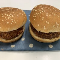 とんかつ まい泉 青山本店 - ミニヒレかつバーガーとミニカレーコロッケ