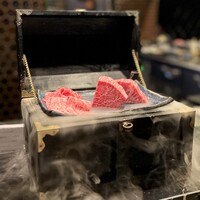 HIKARI - 