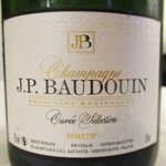 Restaurant KAITO - Champagne J.P.BAUDOUIN Cuvee Selection Brut（J.P.ボードゥアン キュヴェセレクション ブリュット）： シャンパーニュ　ピノノワール種。持続性のあるきめ細かな泡立ち、フルーティーでコクのあるシャンパン。