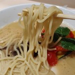 銀座 篝 Echika池袋店 - 麺の感じ