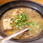 恵比寿横丁 だるまてんぐ - 和牛のもつ煮込み