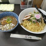 らぁ麺 亀我楽 - 濃厚魚介つけ麺
