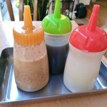 TED'S SNACK - ドレッシングは3種類！