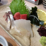 一作鮨 - 刺身はいい感じの盛り合わせ