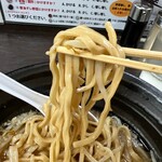 ラーメンいつき - 太めワシワシ平打ち麺