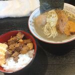 中華ソバ 伊吹 - 