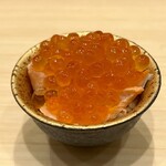 鮨 浜はち - トキシラズとイクラの小丼
