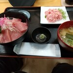 みなと市場 小松鮪専門店 - 中トロ丼＋ネギトロ