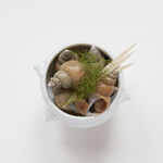 ブラッスリー・サリュー - 白バイ貝のスパイス煮