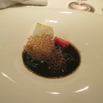 ラール・エ・ラ・マニエール - イカ墨のブイヤベース