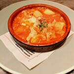 トリッパイオ - トリッパ(牛モツの煮込み)  トマト味