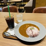 グリーンリーフカフェ - 料理写真:ツナカレー　５００円＋アイスコーヒー無料