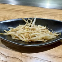ニュー松坂 西宮北口店 - もやしのソテー