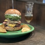 THE GRABBER hamburger pub - パイナップルベーコンチーズバーガー＋エッグ