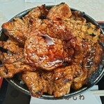 豚丼のかしわ - 豚丼（大、お肉235g、ご飯460g、みそ汁、漬け物付き）［1,400円］