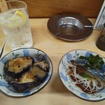 天満酒蔵 - 焼酎（麦、水割り）［270円］、なすごま和え、きずし［280円］