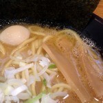 一合舎 - 醤油豚骨ラーメン　2014年4月