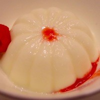 状元樓 横浜中華街本店 - フカのコラーゲン入り杏仁プリン