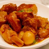 状元樓 横浜中華街本店 - 豚肉と干豆腐の上海式醤油煮込