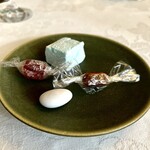 マダム・トキ - 