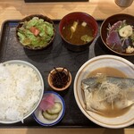 海鮮食堂 うを亀 - 本日の日替りランチ 1350円