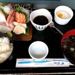 海鮮茶屋 汐の華 - 刺身定食
