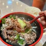 スンアーニャンチャオジャオニウロウ - 牛肉野菜薬膳スープ（ライス付き）　1050円