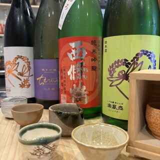 全国から選び抜いたこだわりの日本酒。一期一会の出会いを