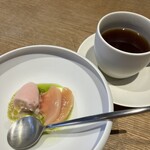 eman - Postre
      桃／マンハールプランコ