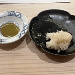 鮨 なんば - 蒸し鮑　肝ソース　舎利